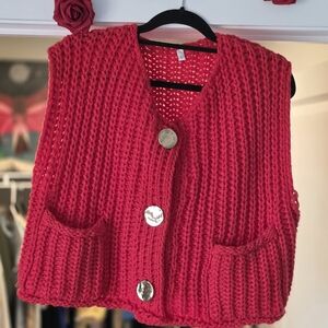 Women’s Chunky Knit Button-Front Vest - Red